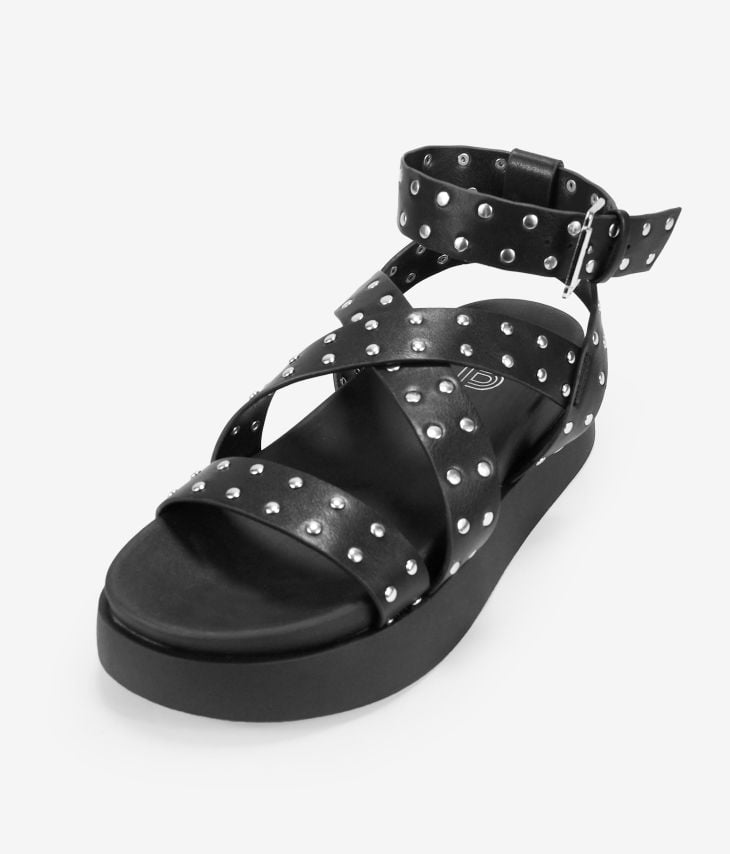 Sandales noires avec clous en métal