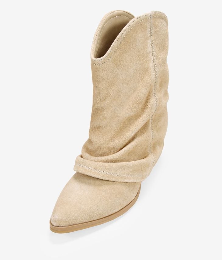 Cowboy ankle boots in sand leather with gaiter