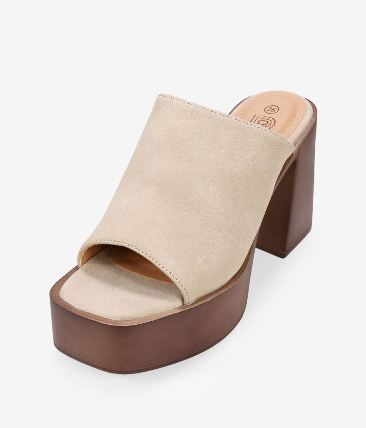 Sand mule sandals with wide heel