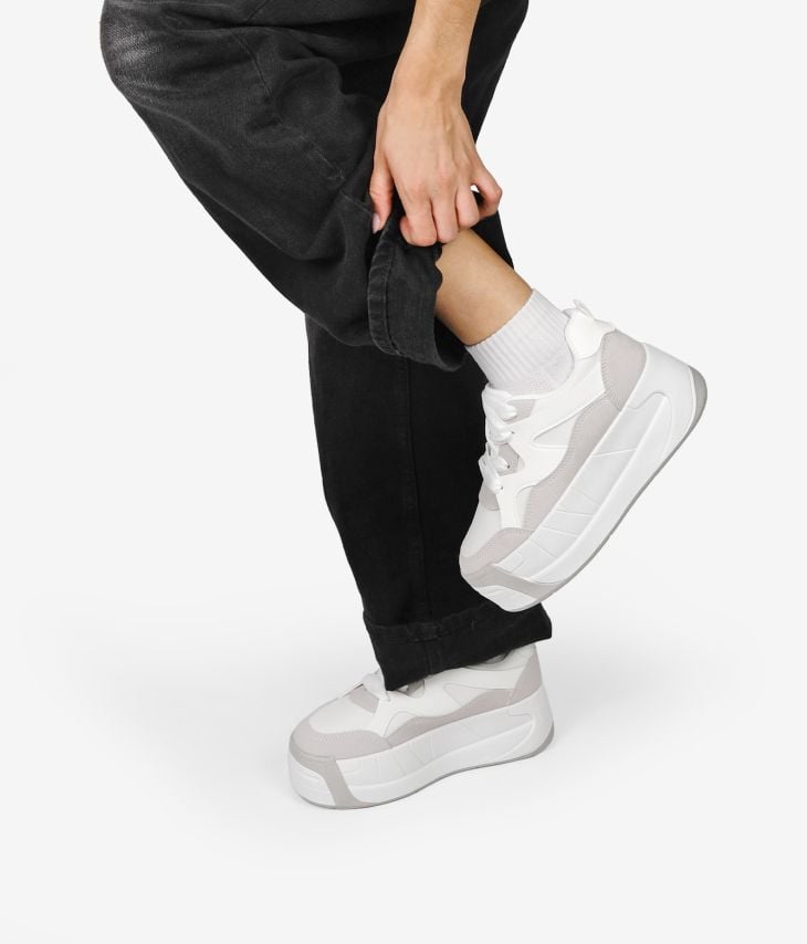 Zapatillas de plataforma blancas con cordones