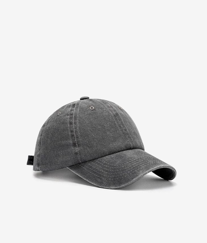 adjustable black cap
