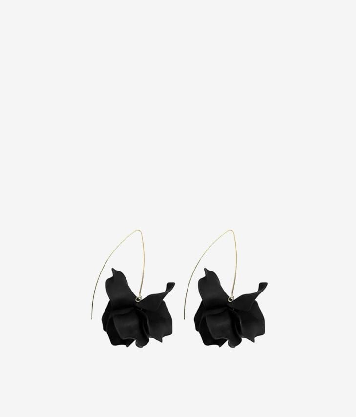 Black rigid flower earrings