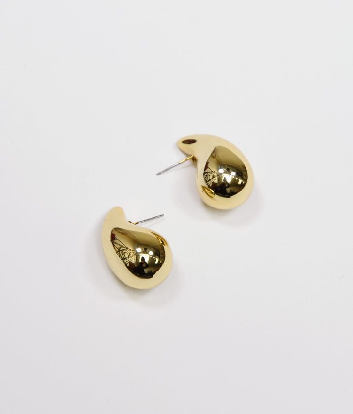 Drop-shaped gold metal earrings