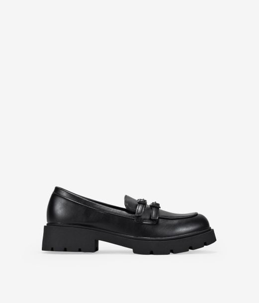 Mocasines de plataforma negros con tachuelas